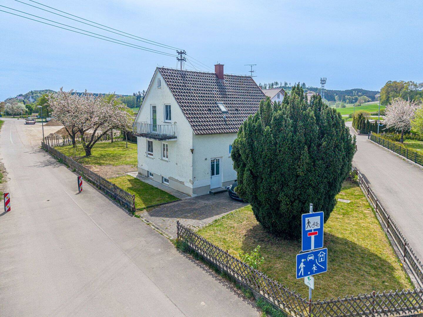 Viel Potenzial! Einfamilienhaus mit großem Garten und viel Platz, 88481 Balzheim