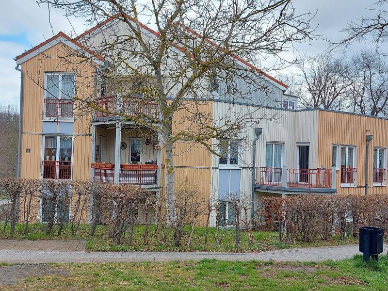 Helle, freundliche 2-Raum-Wohnung mit Balkon, 7937 Langenwolschendorf