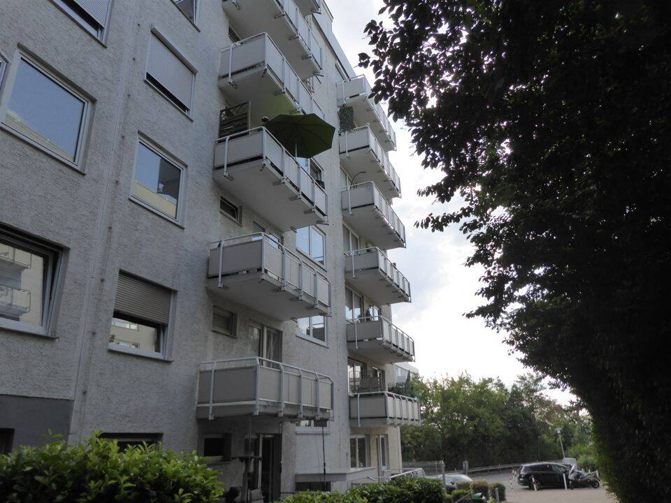 Renoviert, modernisiert und komplett möbliert – Wohnen auf dem Goldberg mit zwei Balkonen!, 55268 Nieder-Olm