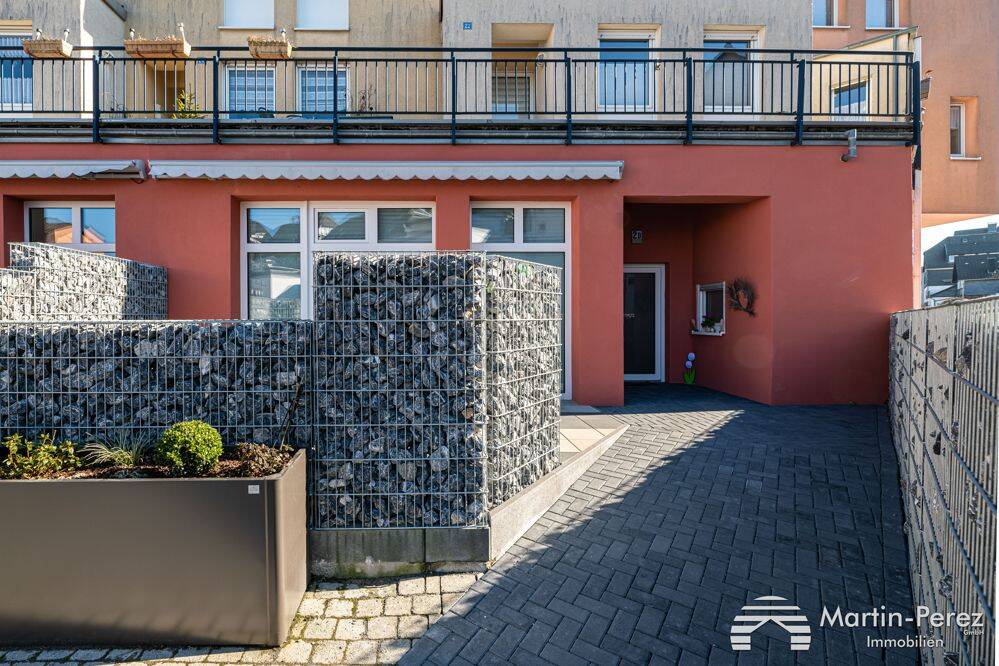 Moderne Vier-Zimmer-Wohnung – Terrasse – Aufzug – Stellplatz –, 58339 Breckerfeld