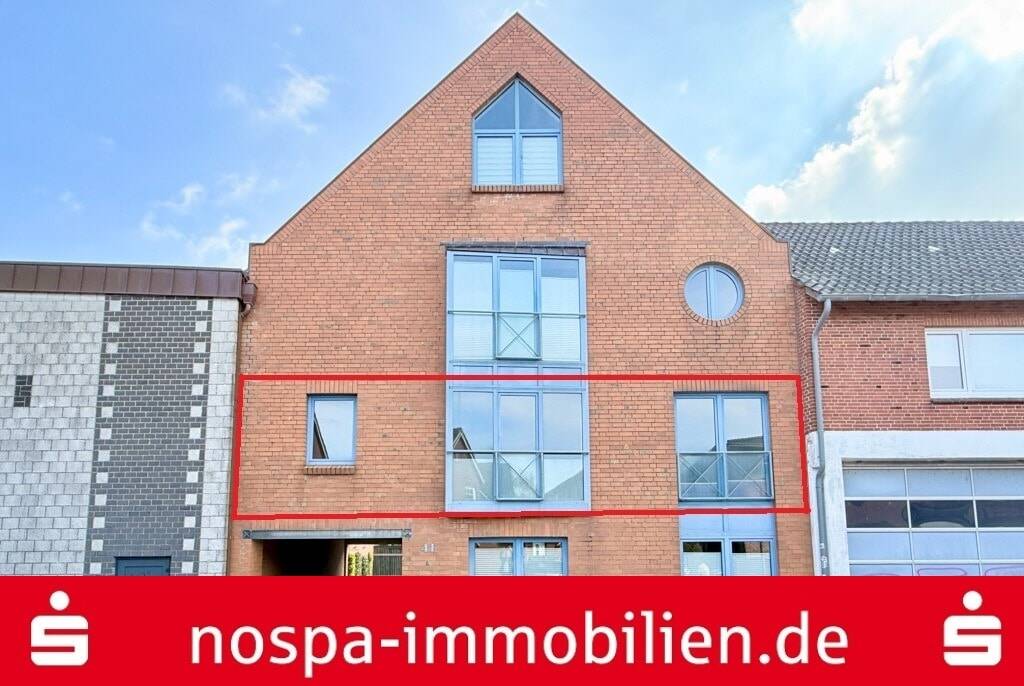 Urban wohnen mit kurzen Wegen: 2-Zimmer-Eigentumswohnung im 1. Obergeschoss mit PKW-Stellplatz, 25813 Husum