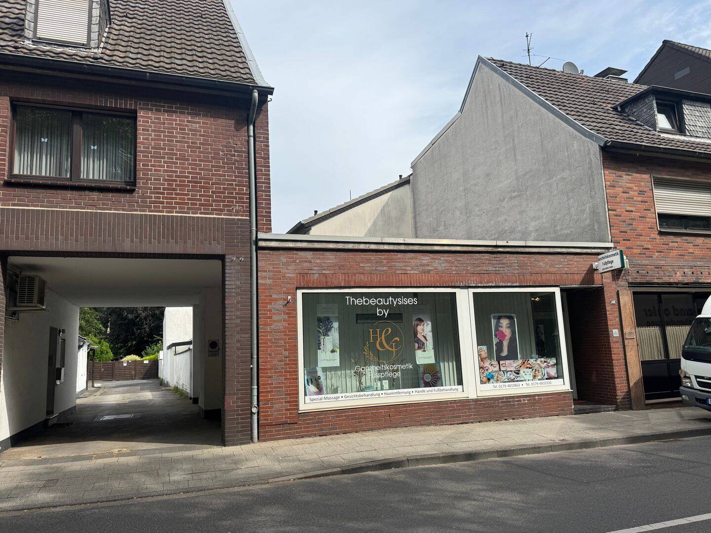 Wohngeschäftshaus in zentraler Lage Wickrath, 41189 Mönchengladbach