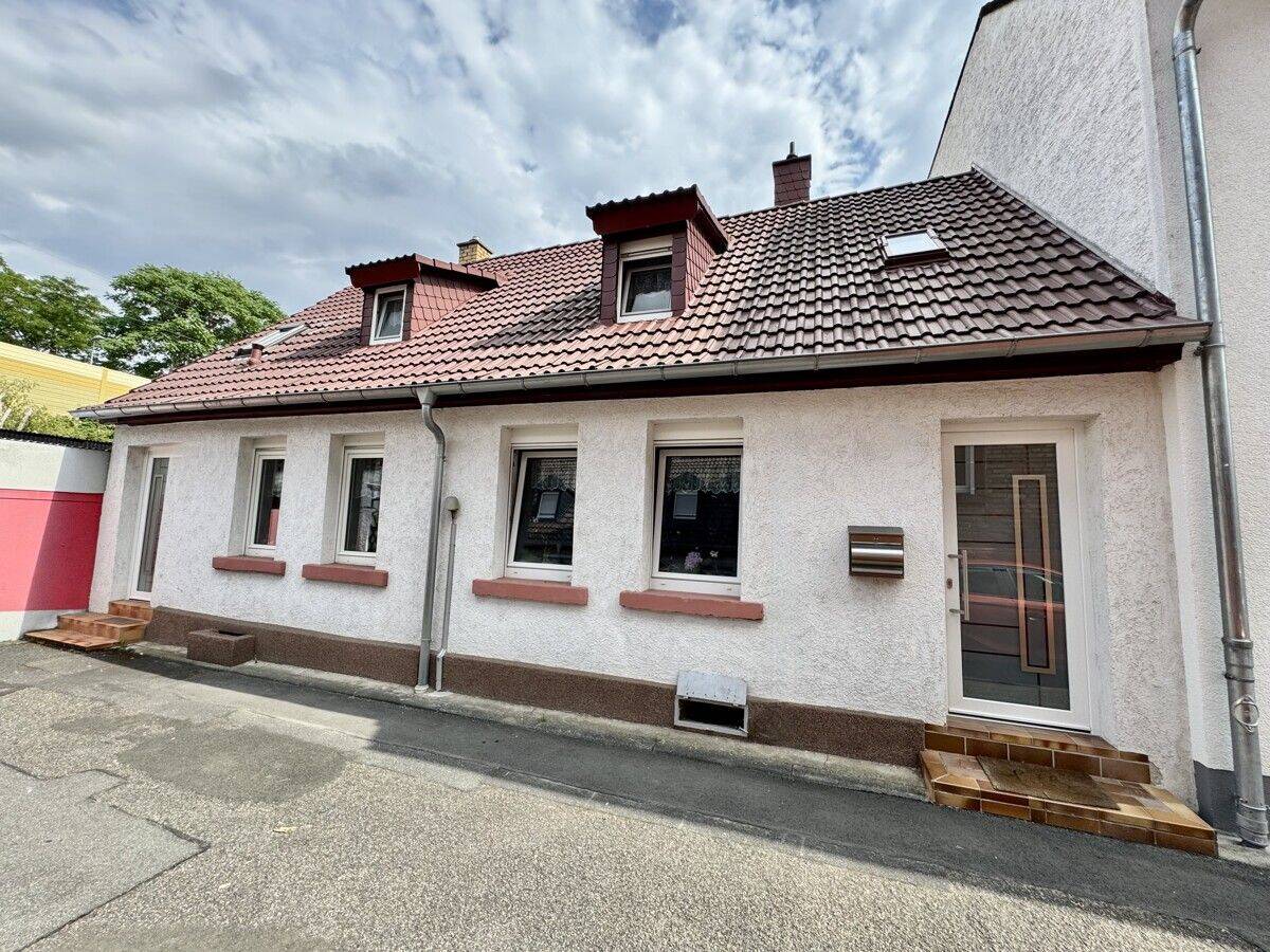Charmantes Ein- bis Zweifamilienhaus, 55283 Nierstein