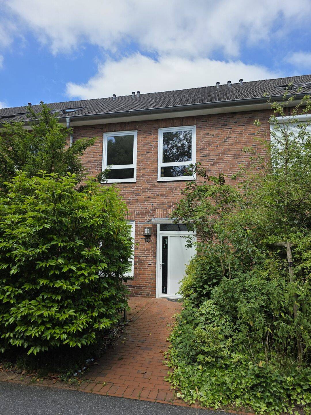 Familienglück in Flensburg-Weiche – Reihenmittelhaus mit Garten., 24941 Flensburg (Friesischer Berg Sandberg Südstadt Weiche Westliche Höhe)