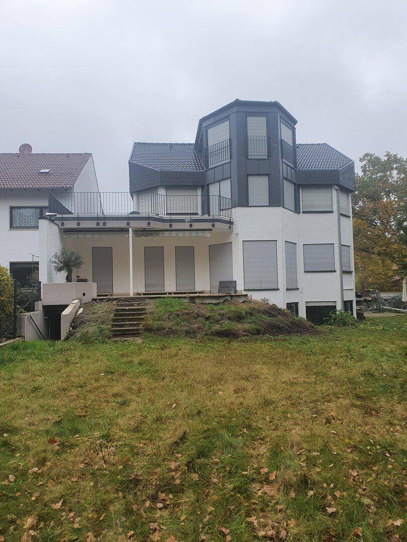 Traumvilla am See mit Einliegerwohnung, 65428 Rüsselsheim am Main