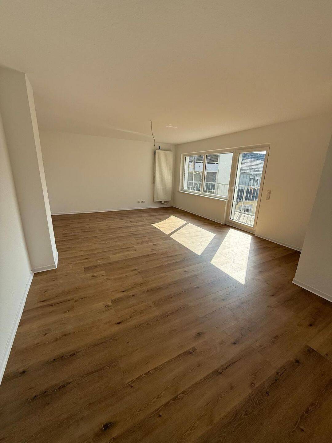 Moderne 4-Zimmer-Maisonettewohnung mit Balkon, 58507 Lüdenscheid