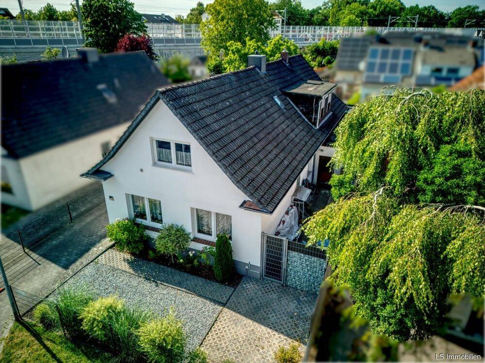 Charmantes Wohnhaus mit vielfältigen Nutzungsmöglichkeiten in gewachsener Lage, 26127 Oldenburg (Oldb) (Alexandersfeld Bürgerfelde Nadorst)