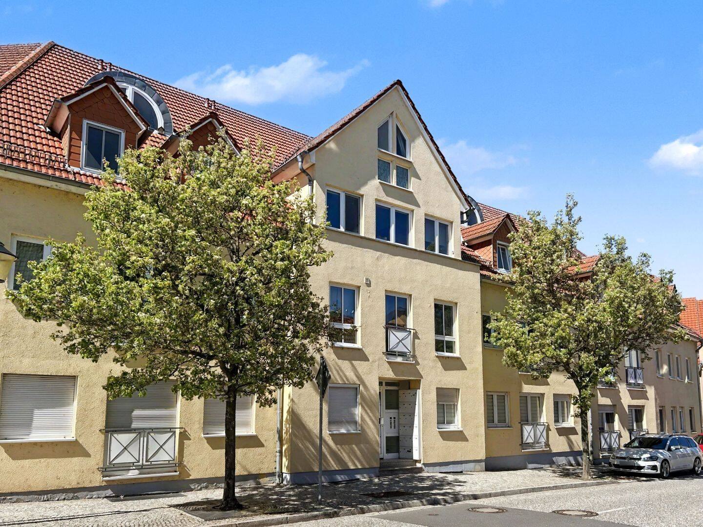 Selbst bewohnen oder vermieten – Sie entscheiden – tolle 4-Zimmer-Wohnung in Bad Lauchstädt, 6246 Bad Lauchstädt