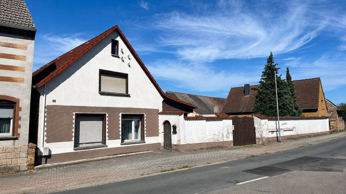 Großzügiges Einfamilienhaus mit Scheune, Garage und 1.042 m² Grundstück, 6774 Muldestausee