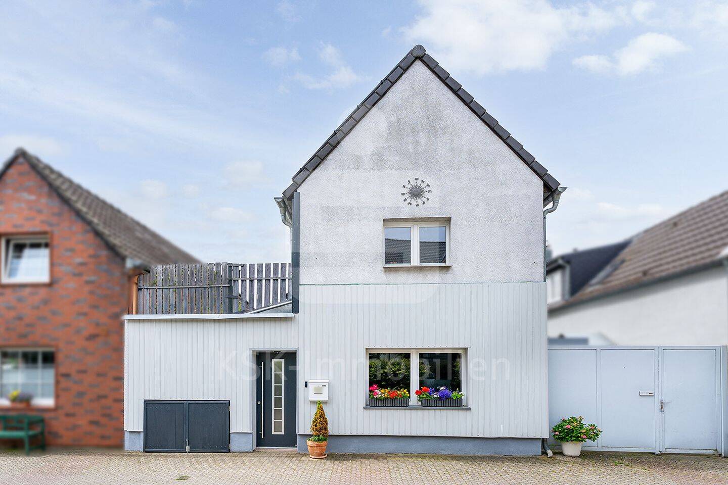 Wohnkomfort mit Charme – Gemütliches Einfamilienhaus in Köln-Roggendorf!, 50769 Köln (Chorweiler)