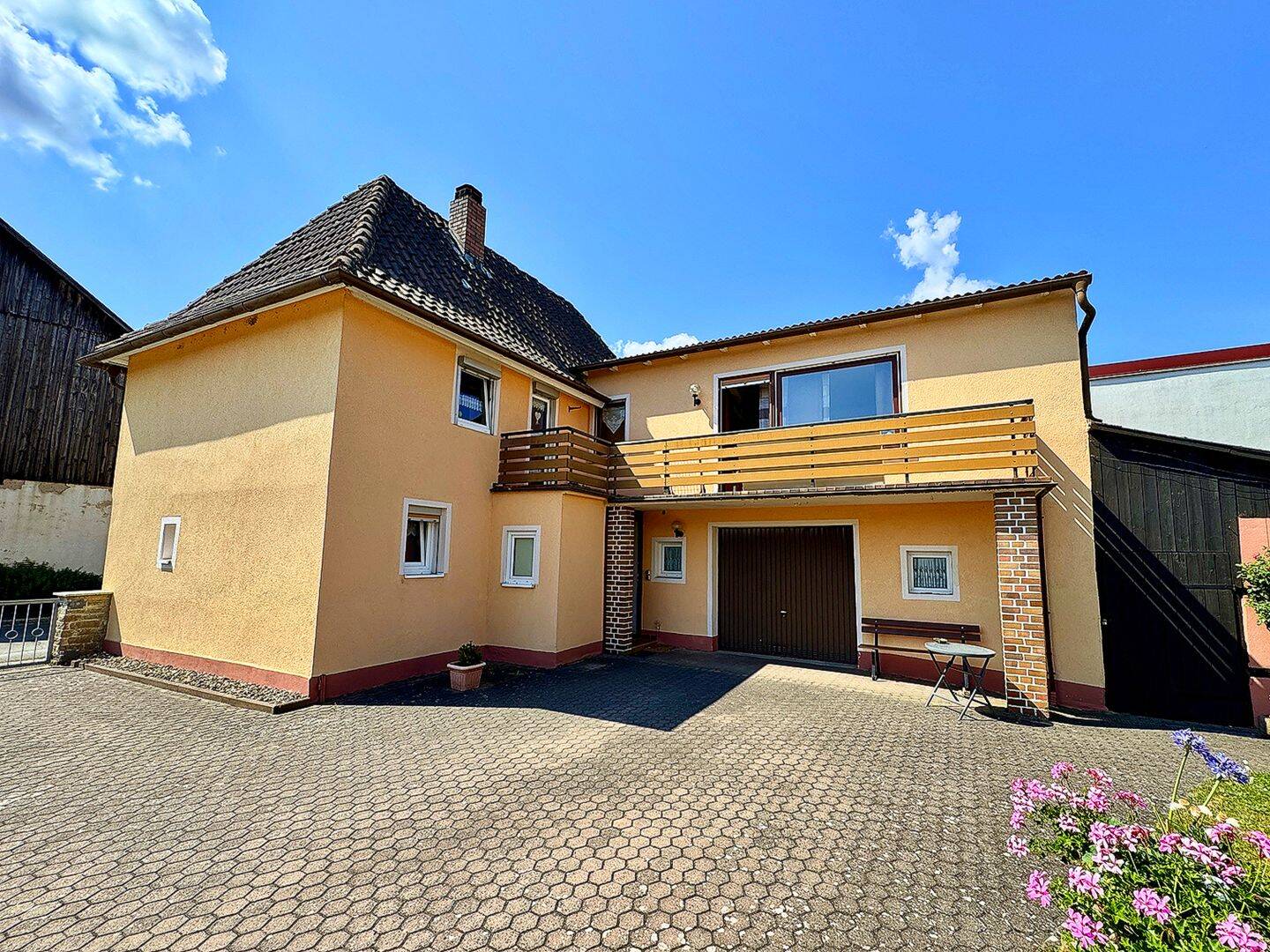 Renovierungsbedürftiges Wohnhaus mit großem Garten in Altenkunstadt, 96264 Altenkunstadt