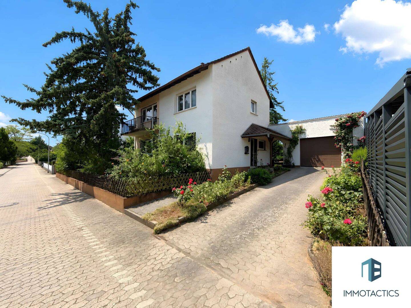 Massivbau mit Potenzial in ruhiger, bevorzugter Lage: Einfamilienhaus mit Garten & Garage, 55545 Bad Kreuznach