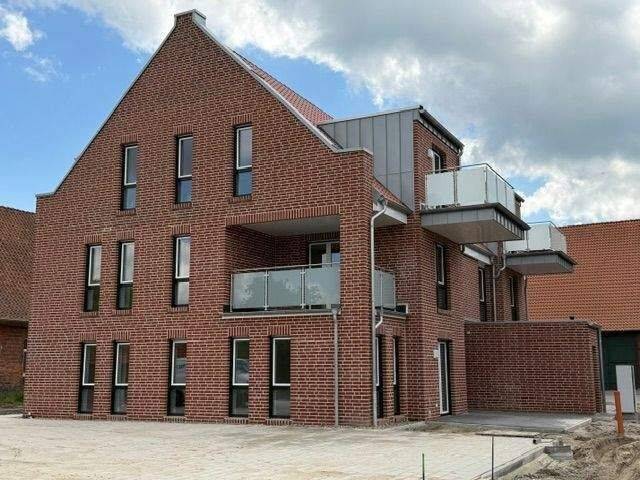 ERSTBEZUG! Moderne + exklusive DG 3-Zimmer-Wohnung, Strom + Internet in Kaltmiete enthalten!, 27333 Bücken