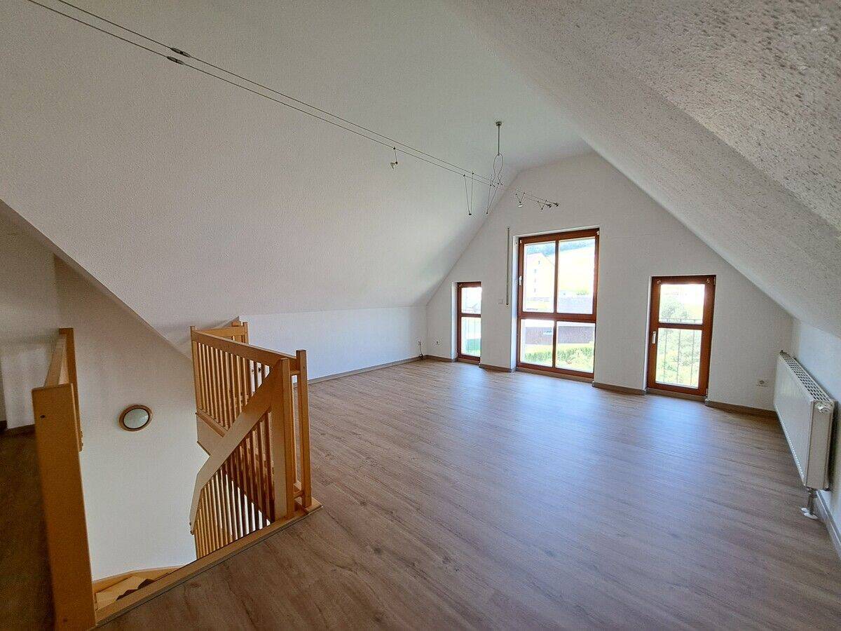 3-Raum-Maisonettewohnung mit Balkon, Einbauküche, Tiefgarage & Personenaufzug in Mulda!, 9619 Dorfchemnitz