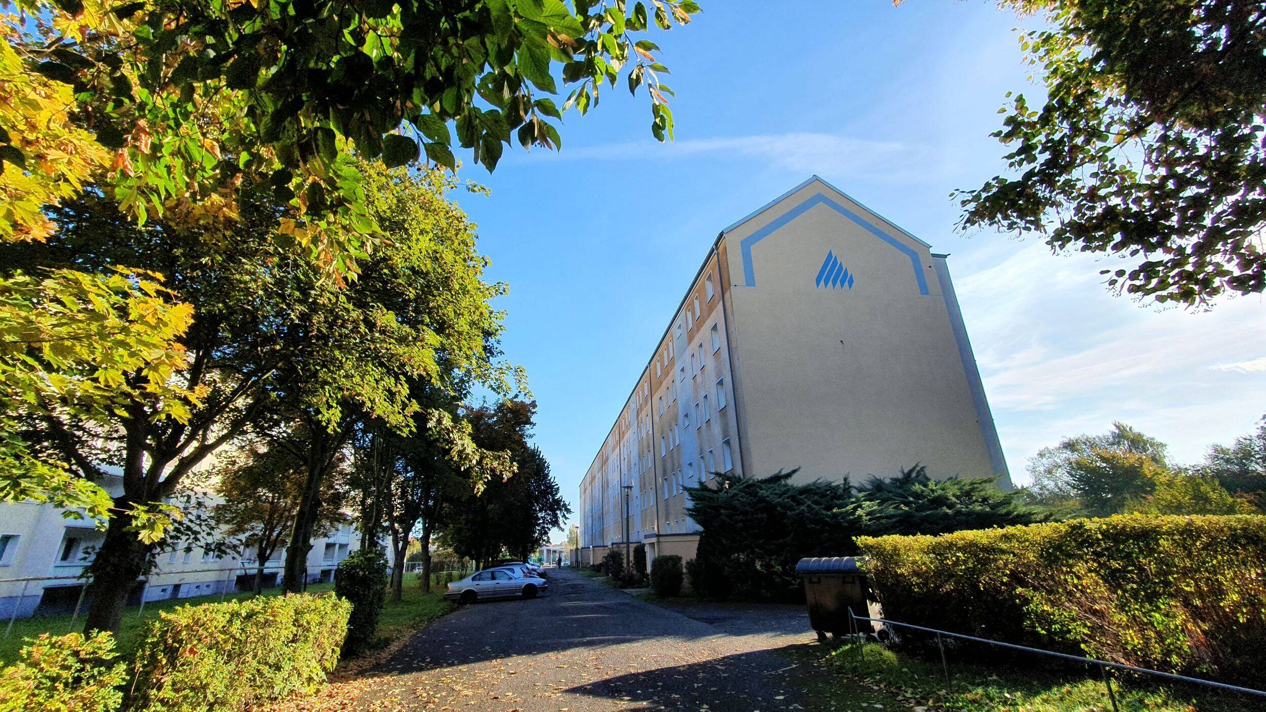 zentrumsnahe, helle 3- Raumwohnung mit Balkon, 2763 Bertsdorf-Hörnitz