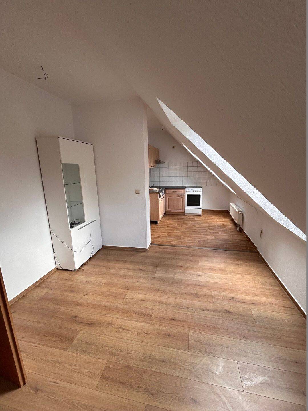 2R, Randlage Ilmenau, OT Gehren, idyllische Lage, Balkon, DG, 98694 Ilmenau