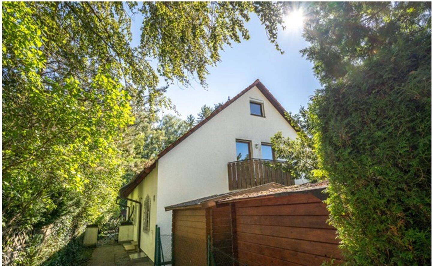 Exklusive Doppelhaushälfte in Bestlage v. Gröbenzell, 82194 Gröbenzell