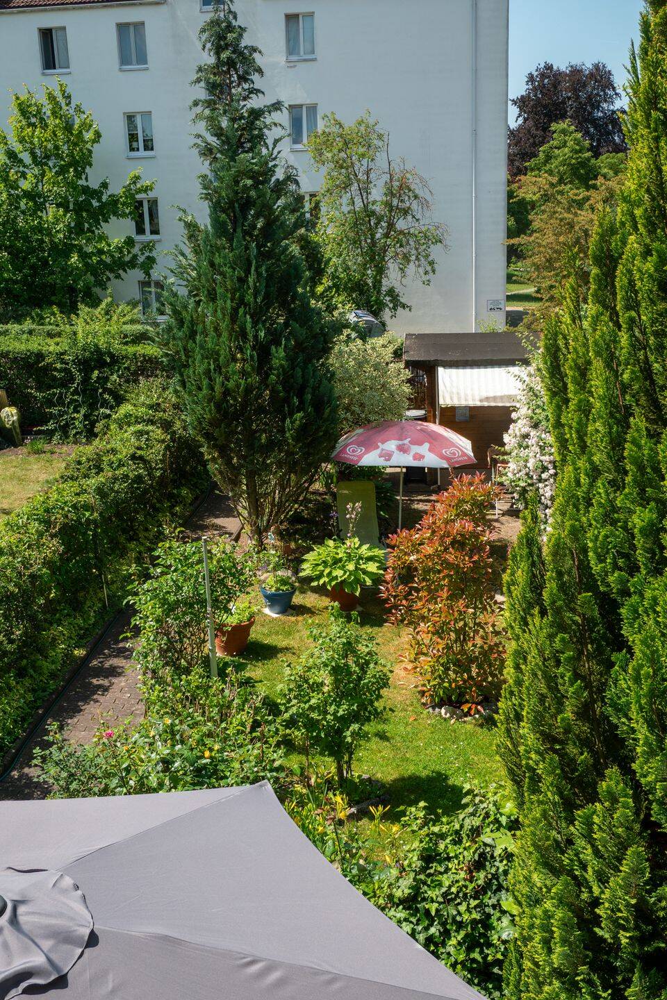 Gemütliches Reihenmittelhaus mit Garten, Keller und familienfreundlichem Grundriss, 92224 Amberg