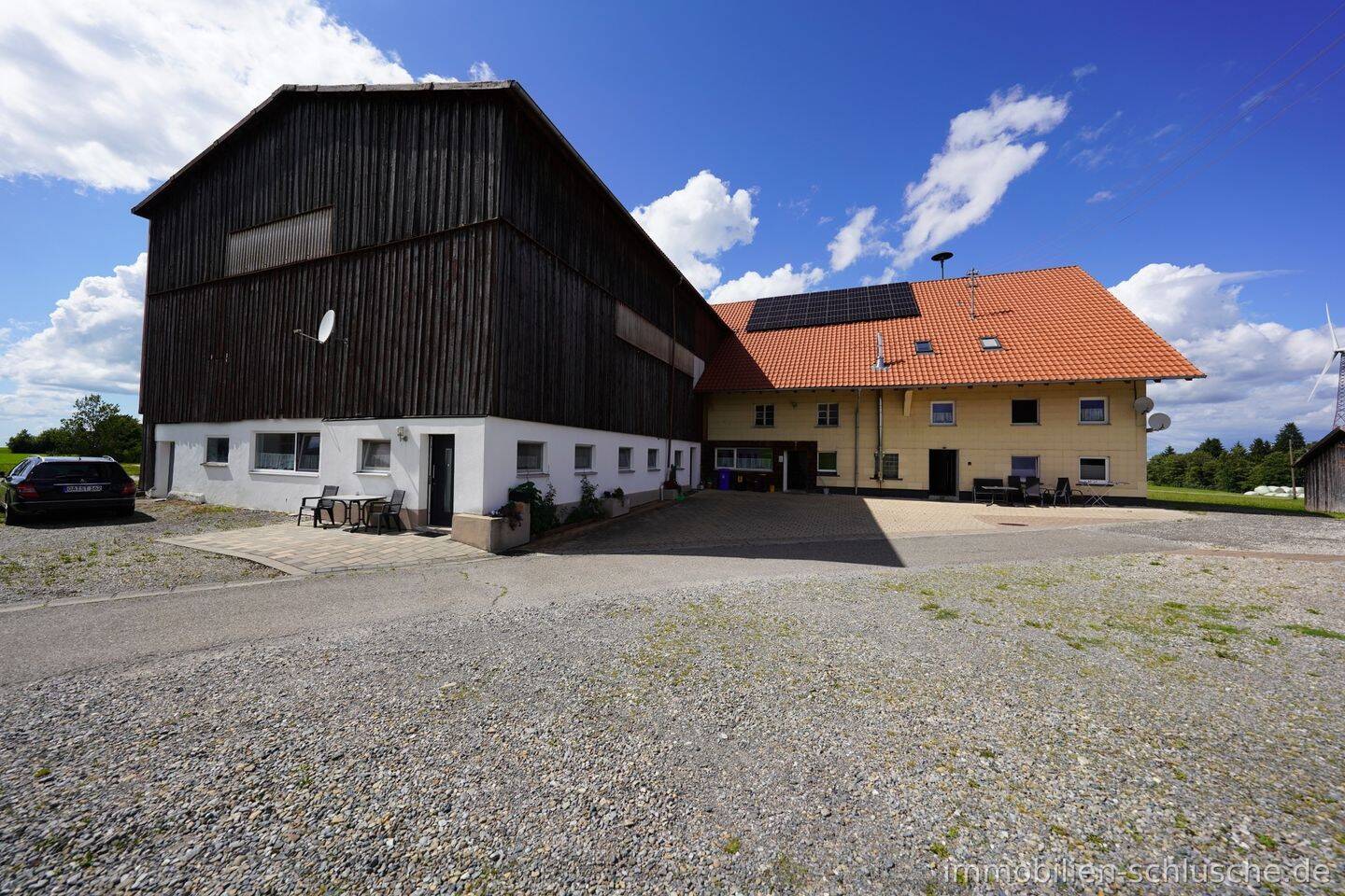 Bauernhaus mit Entwicklungspotential auf vielen Wohn und Nutzflächen und Land, 87452 Altusried
