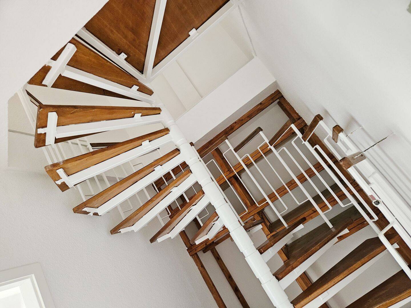 Mit Video: Bald saniert – große Maisonettewohnung in Sudenburg
