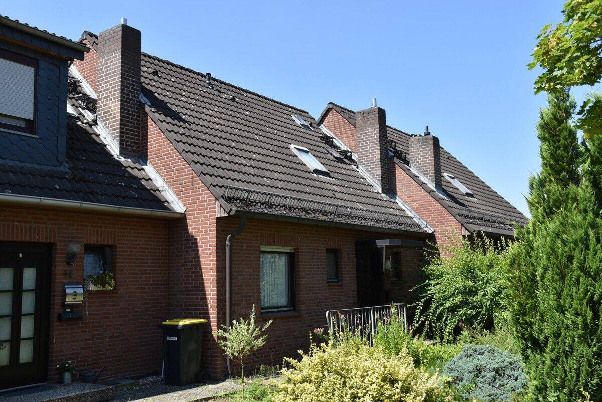Charmantes Reihenmittelhaus mit 5 Zimmern, Balkon und Weitblick über die Leinewiesen, 31061 Alfeld (Leine)