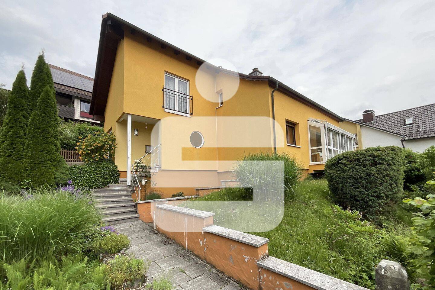 Kernsaniertes Zuhause mit Wohlfühlfaktor, 97769 Bad Brückenau