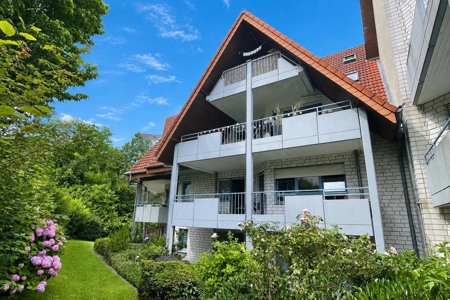 == Zentral in Oerlinghausen – Großzügige ETW im Erdgeschoss mit Terrasse ==, 33813 Oerlinghausen