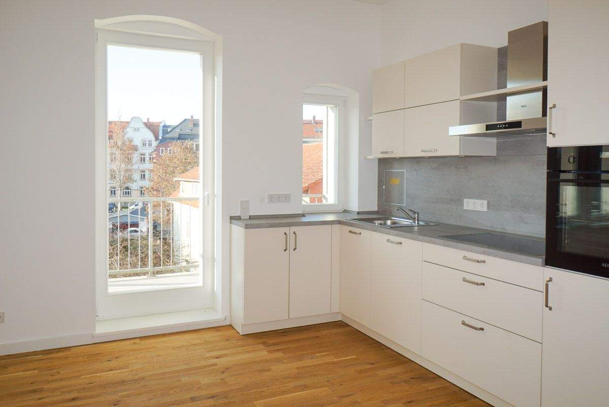 Ideal für Familien: Erstbezug + Balkon + Stellplatz + Einbauküche!, 1796 Dohma