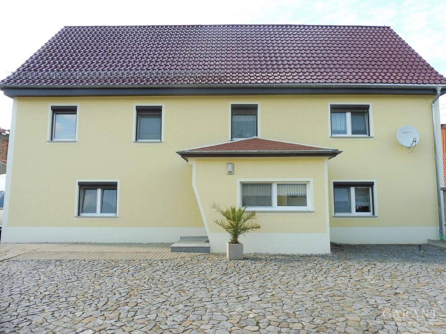 Großes Einfamilienhaus in Nordsachsen sucht neuen Eigentümer, 4774 Dahlen