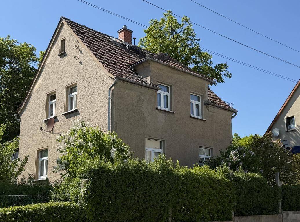 Einfamilienhaus in ruhiger Lage von Weida mit großem Grundstück, 7570 Endschütz