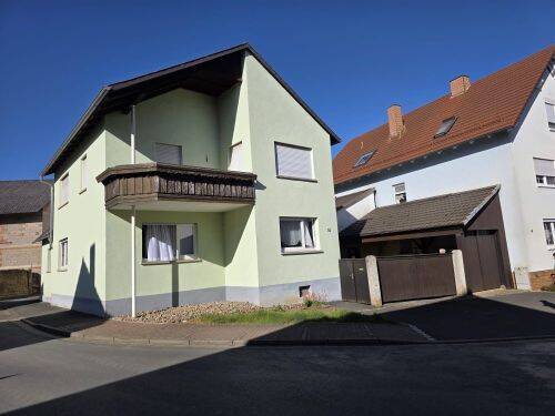 Einfamilienhaus mit Halle in 97490 Poppenhausen-Kützberg, 9 km von Schwweinfurt (ID 10667), 97490 Poppenhausen