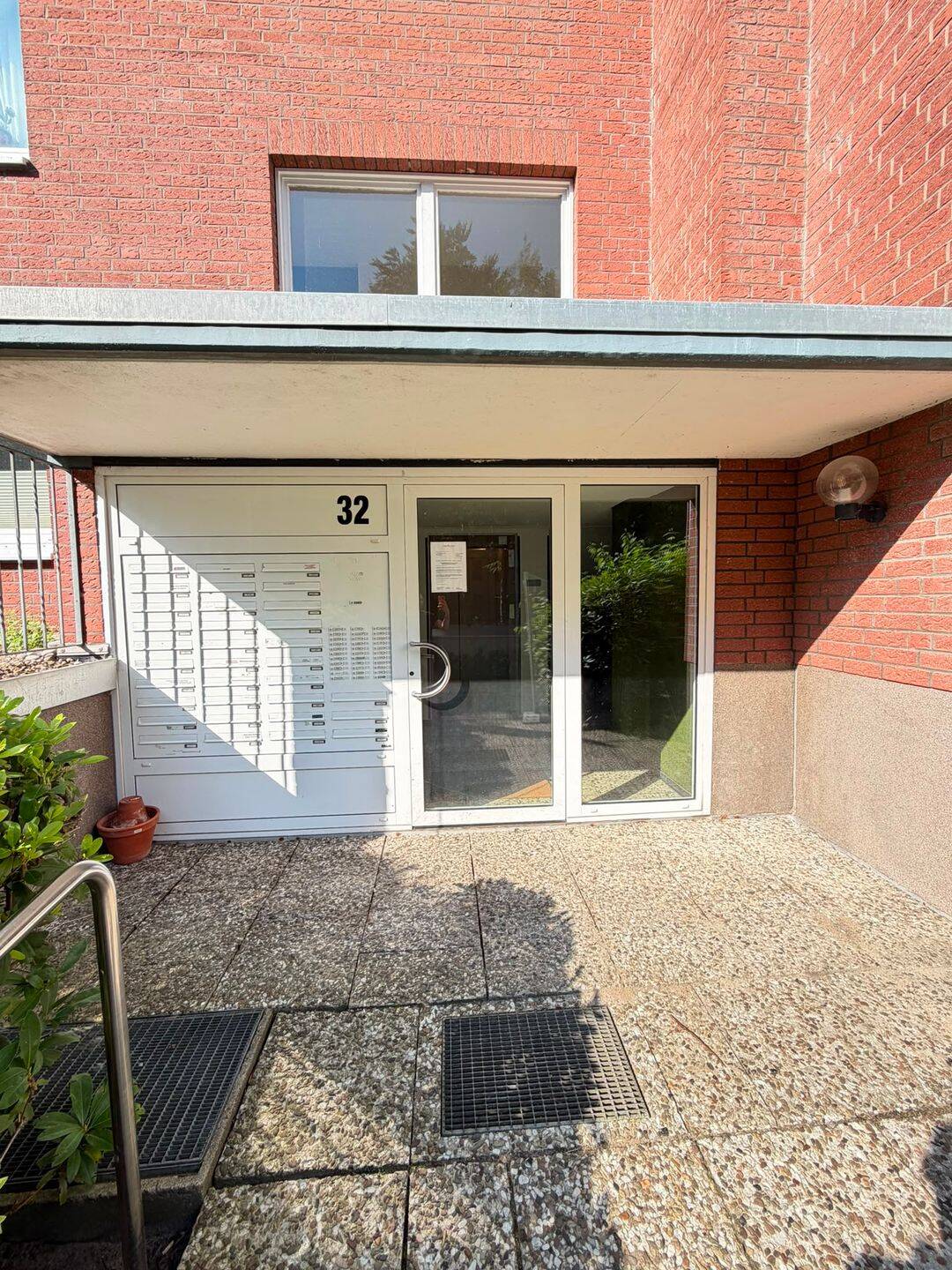 Sehr gepflegte 3-Zimmer Wohnung in Bahnhofsnähe von Ahrensburg, 22926 Ahrensburg