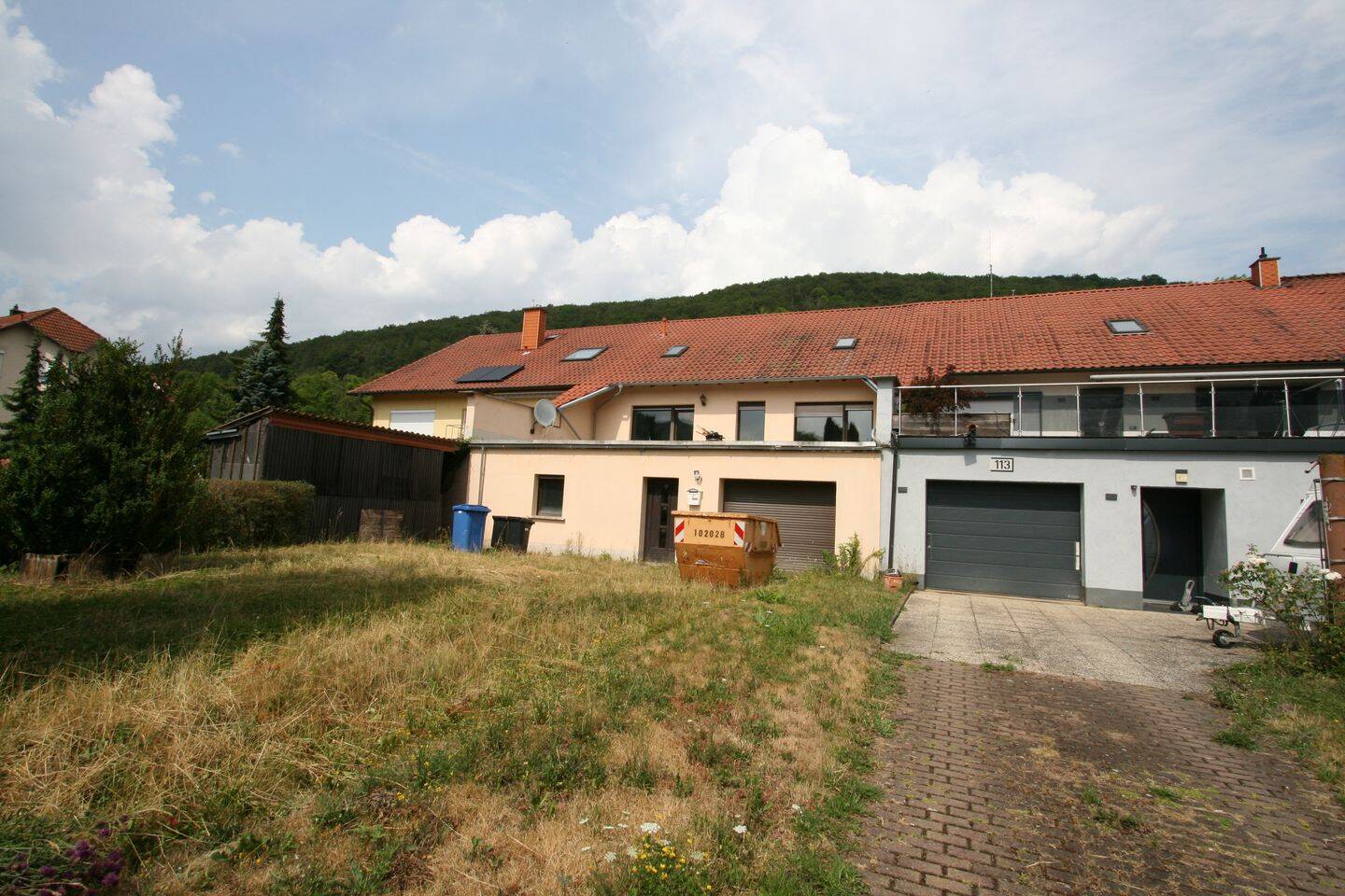 Reihenmittelhaus mit Potenzial in ruhiger Wohnlage von Ritschenhausen, 98617 Belrieth