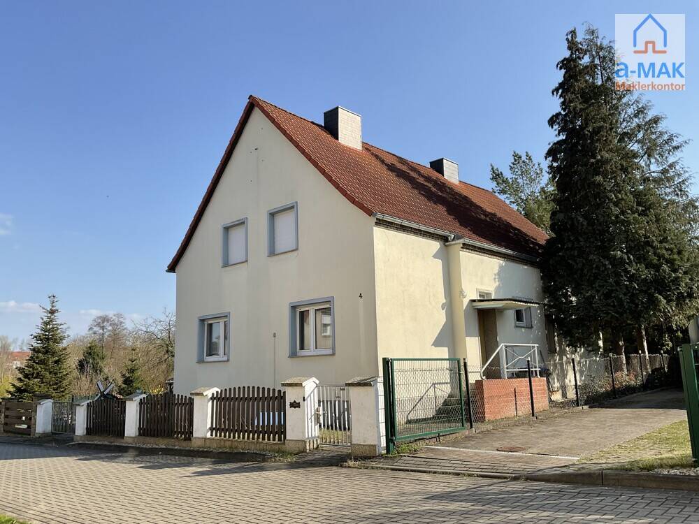 *** Gemütliches Einfamilienhaus in Bobbau sucht eine neue Familie – Verwirklichen Sie sich Ihren Traum von den eigenen 4 Wänden ***, 6766 Bitterfeld-Wolfen