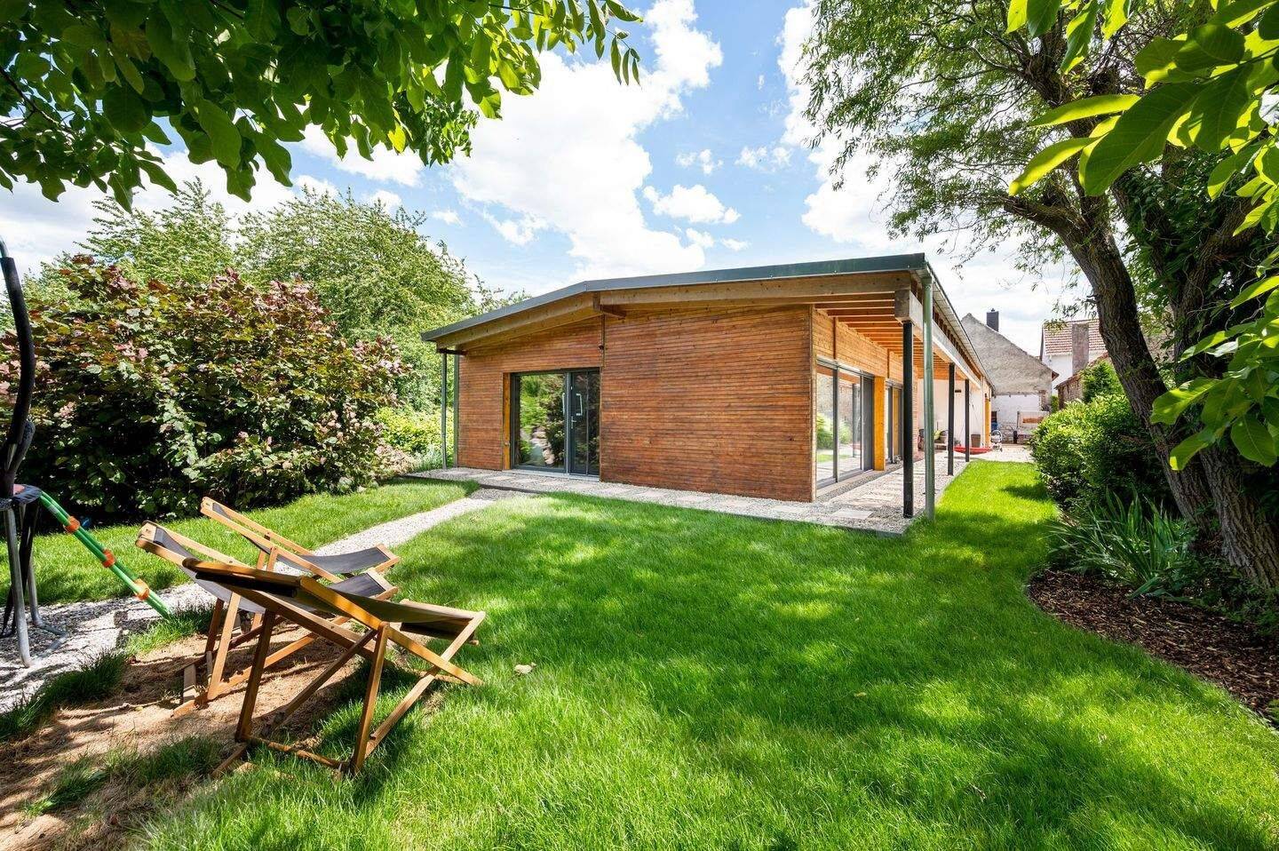 Neuwertiger A+ Bungalow – wohnen mit minimalen Nebenkosten, 67271 Battenberg (Pfalz)