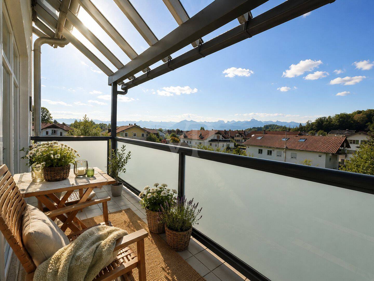 Über den Dächern Priens – 4,5 Zimmer Wohnung mit zwei Balkonen inkl. TG-Stpl. in ruhiger Wohnlage, 83209 Chiemsee