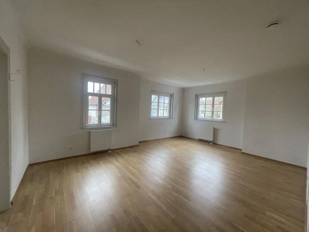 Seltene Gelegenheit! Ideale 3 Zimmer-Wohnung mit tollem Flair im Fachwerkhaus!, 71069 Sindelfingen