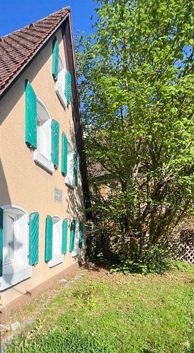 Denkmaljuwel! Charmantes Bauernhaus in Nürnberg-Buch, 90427 Nürnberg