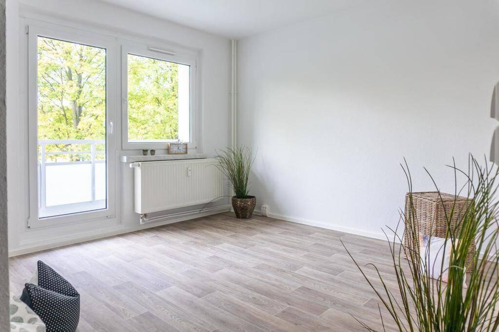 Kleine 2-Raum-Balkonwohnung im Chemnitzer Süden, 9119 Chemnitz (Helbersdorf Kapellenberg Kappel Zentrum)
