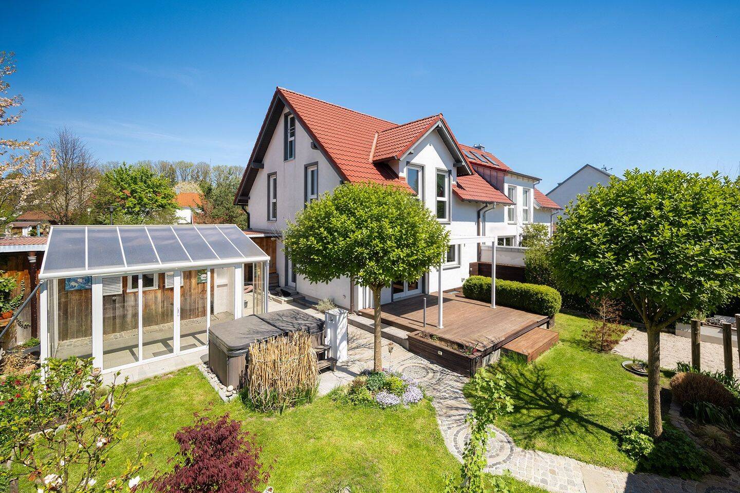 Energieeffizienzklasse A+! Moderne Doppelhaushälfte in familienfreundlicher Lage, 85414 Kirchdorf a.d. Amper