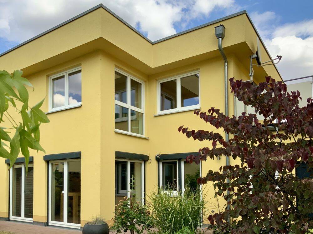 Modernes Haus in Halle – urban mit Garten wohnen, 6110 Halle (Saale) (Damaschkestraße Gesundbrunnen Innenstadt Lutherplatz Saaleaue)
