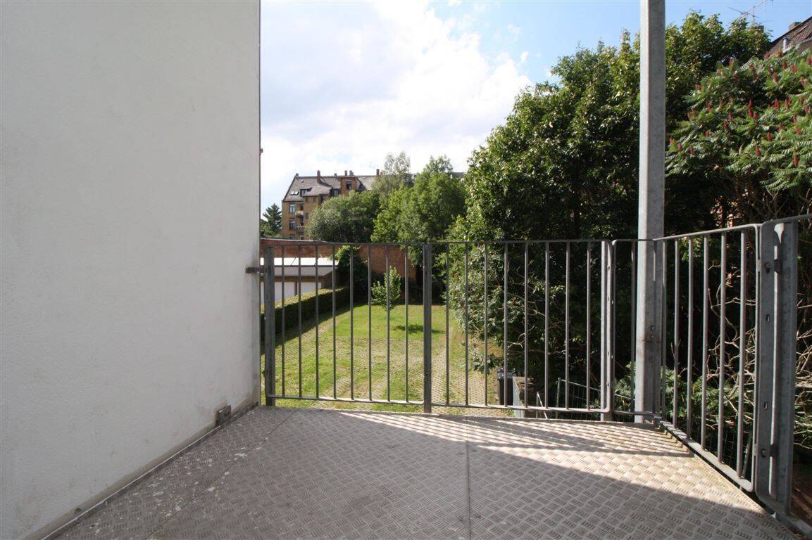geräumige und ruhige 1 Raum mit Balkon, 8523 Plauen