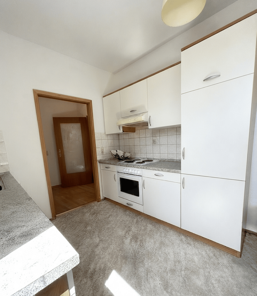 2-Raum Wohnung mit Einbauküche, 7973 Greiz
