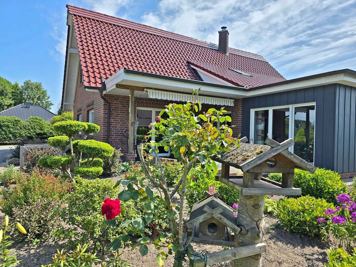 Großzügiges junges Wohnhaus mit Doppelcarport und großem Grundstück, 26655 Westerstede