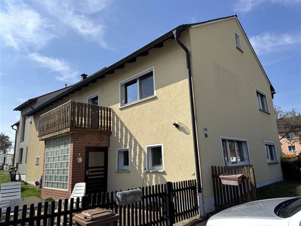Sanierungsbedürftiges Einfamilienhaus mit Potential für Apartmentwohnungen oder Vermietung, 91522 Ansbach