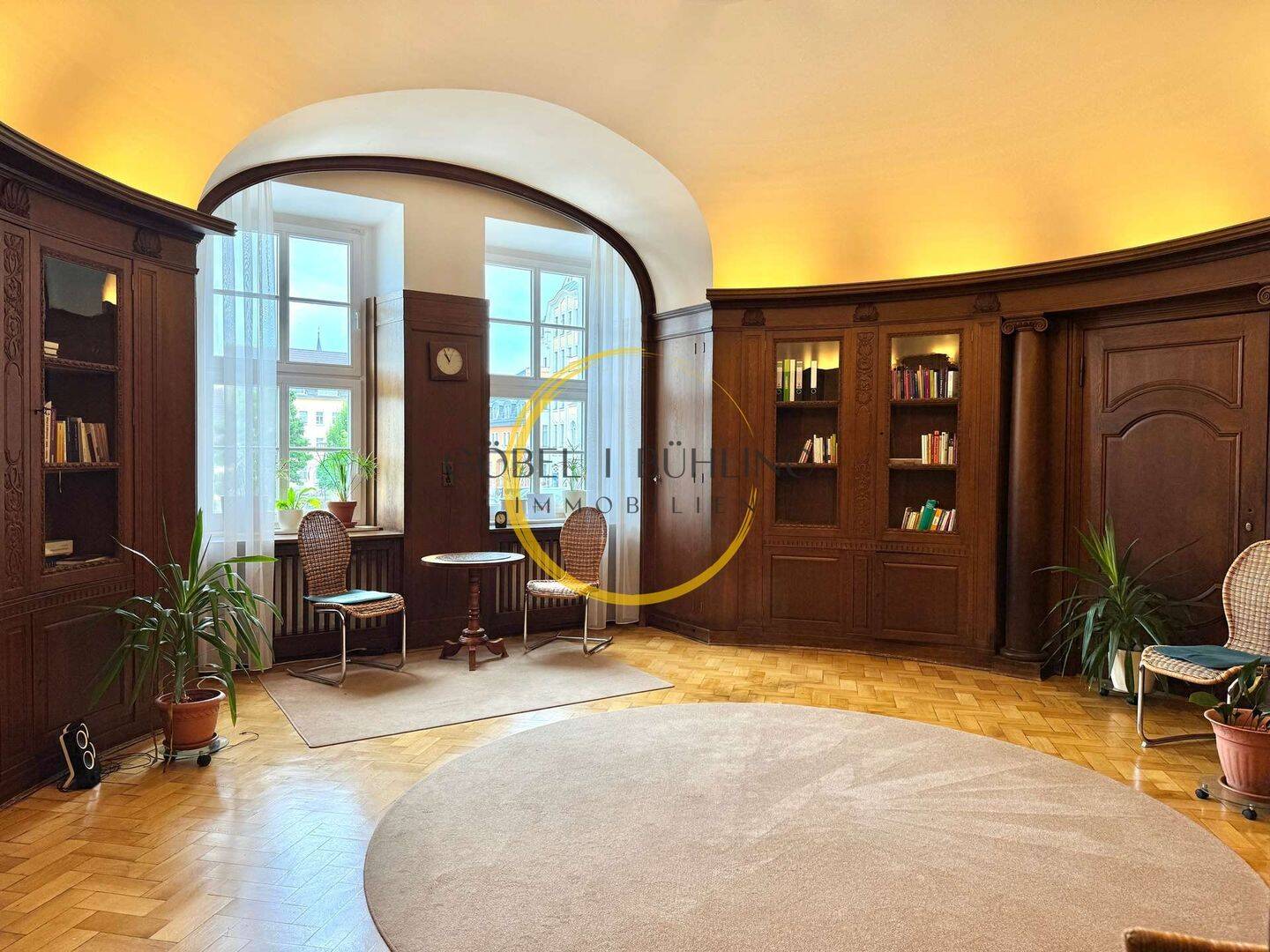 Stilvolle 4- Z.- Altbauwohnung mit großer Sonnenterrasse und Blick ins Grün & zur Osterburg, 7570 Endschütz