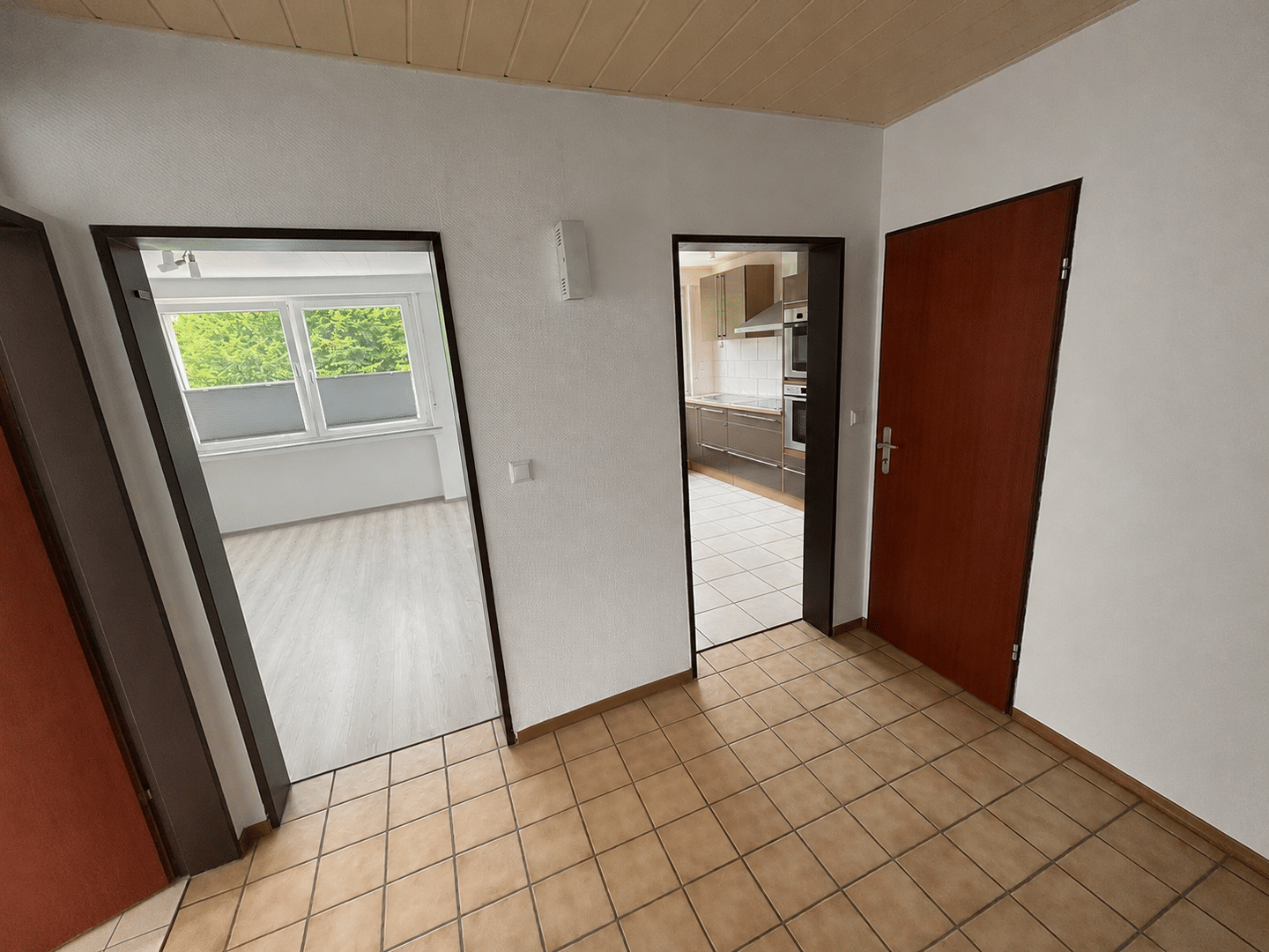 2-Zimmer-Wohnung mit Balkon zu vermieten – Nelken str 3, WE 2, 44289 Dortmund