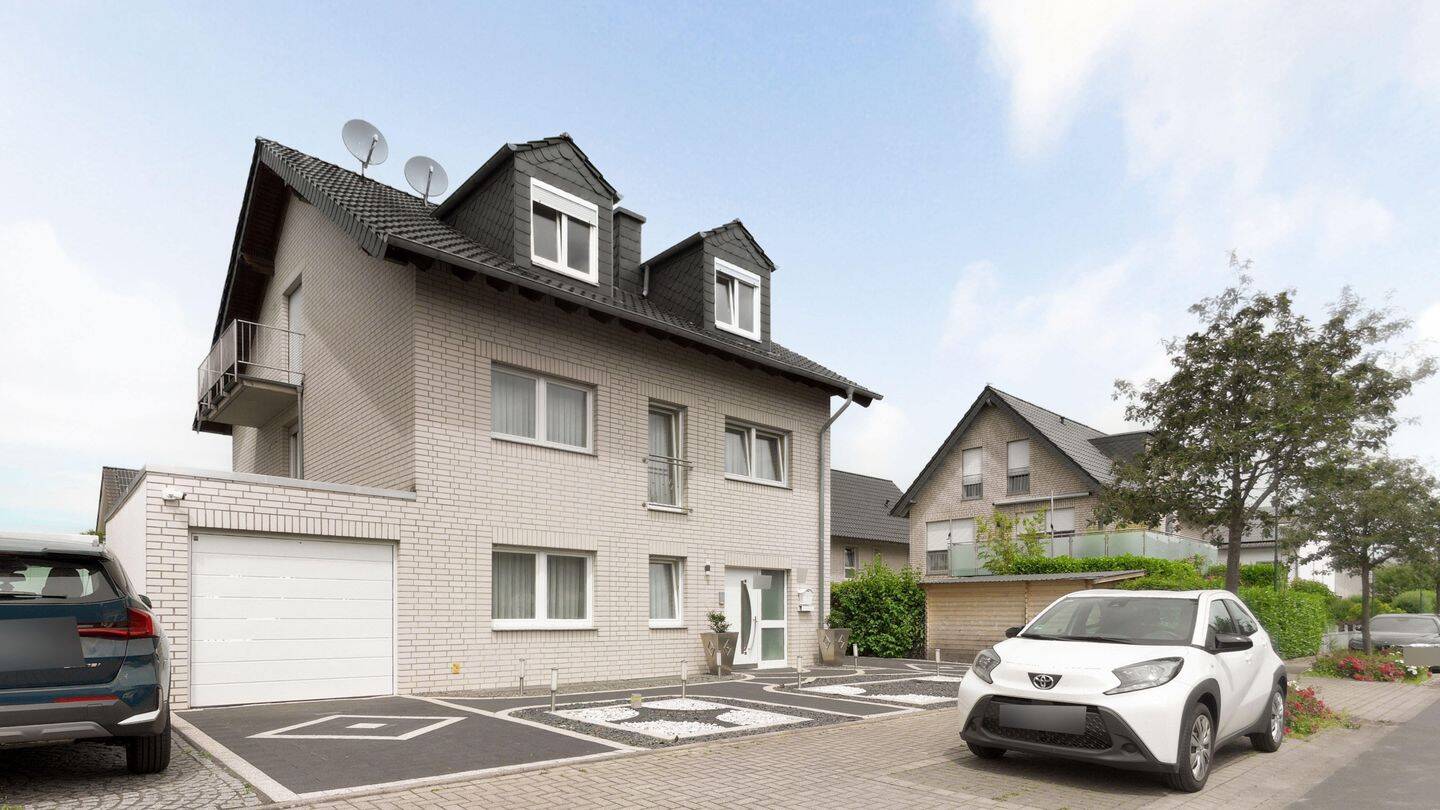 Großzügiges Einfamilienhaus mit Potenzial für Mehrgenerationenwohnen, 50170 Kerpen