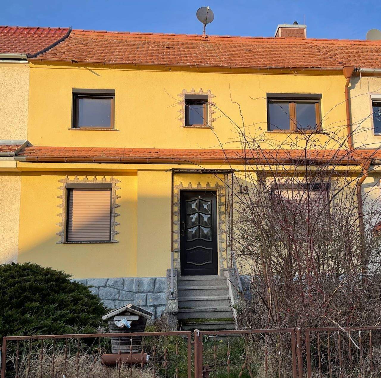 Einfamilienreihenhaus mit Nebengelass, 1591 Riesa