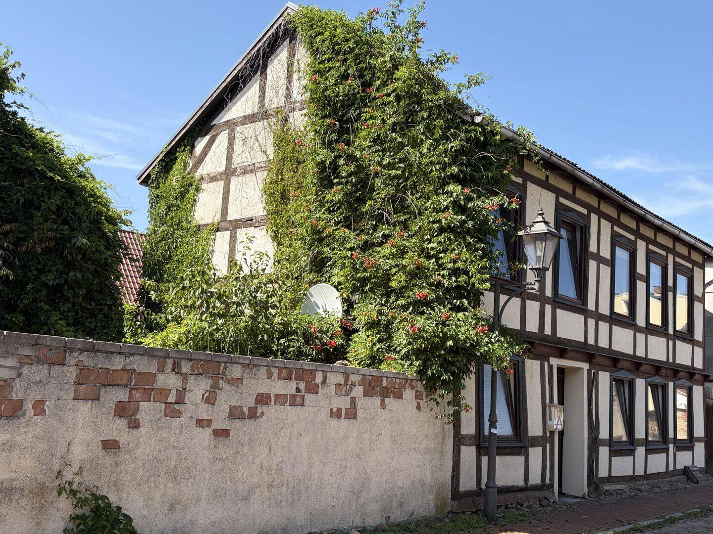 Stadtnah und grün: Gemütliches Fachwerkhaus mit Terrasse und Garten, 19306 Blievenstorf
